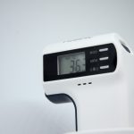Dobry termometr bezdotykowy – poznaj jego zalety